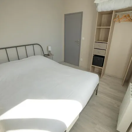 De La Souleuvre Aparthotel 3*